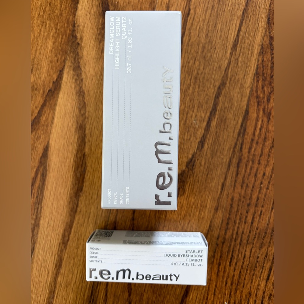 r.e.m. beauty Dream Glow Highlighter & Starlet Liquid Eyeshadow
